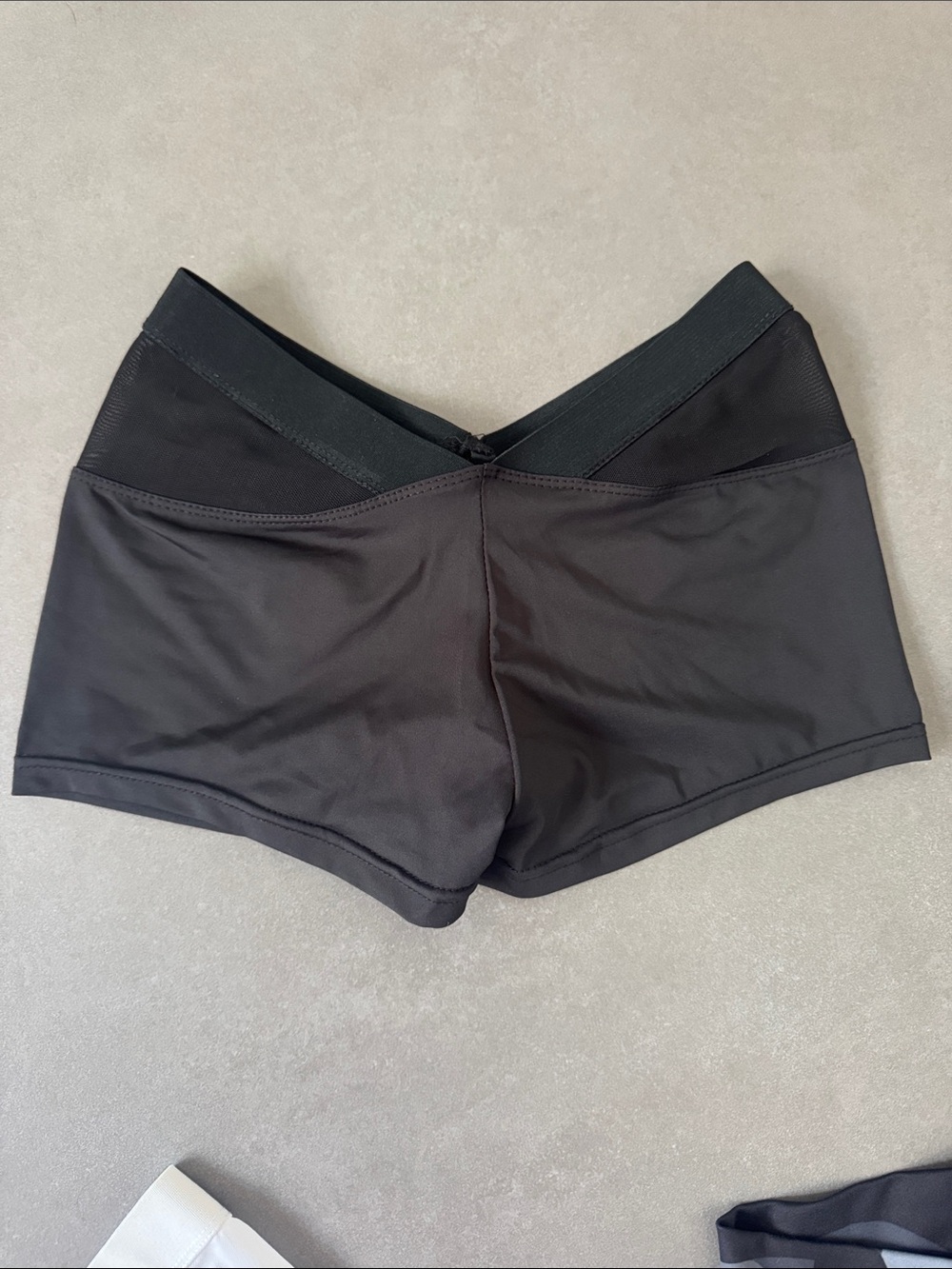 3 pairs women’s spandex shorts Athletic Camo - Black/White- mesh sides Small - Picture 6 of 9